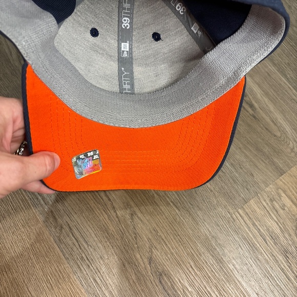 Chicago Bears Hat New Era Small-Medium NFL 3930 Cap Curved‎ Brim Blue - Picture 8 of 9